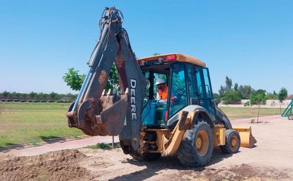 cursos-para-operadores-de-retreoexcavadora-experiencia