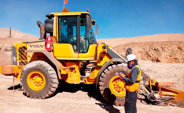 cursos-para-operadores-de-retroexcavadora-homologacion